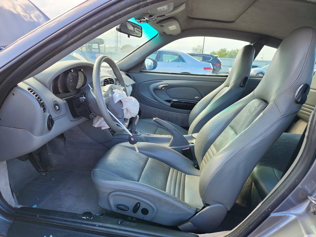 2002 Porsche 911 Carrera 2 - Image 7