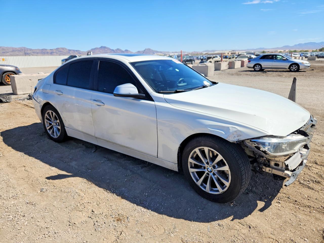 2018 BMW 320 I - Image 4