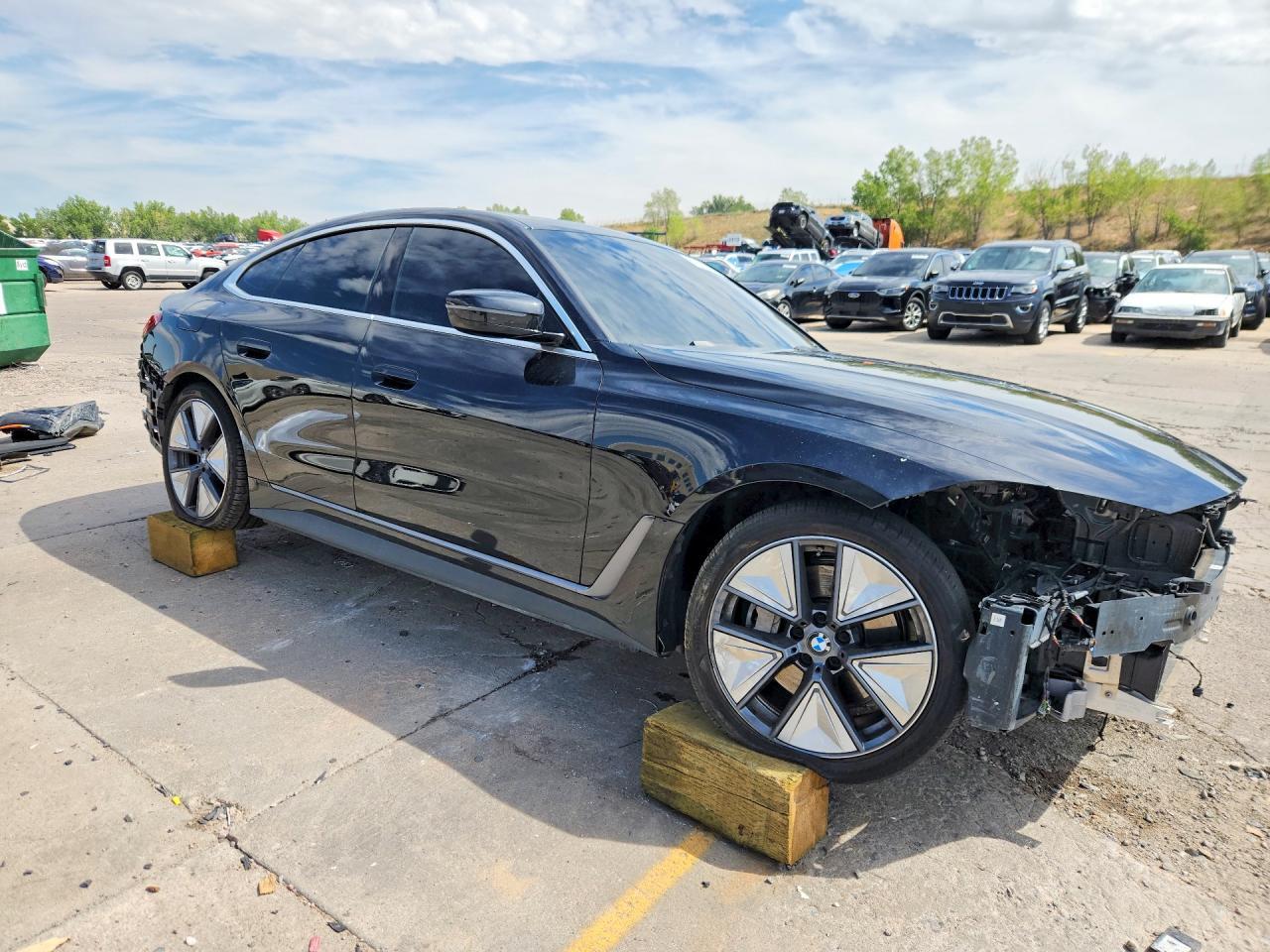 2025 BMW I4 xDrive 40 - Фото 4