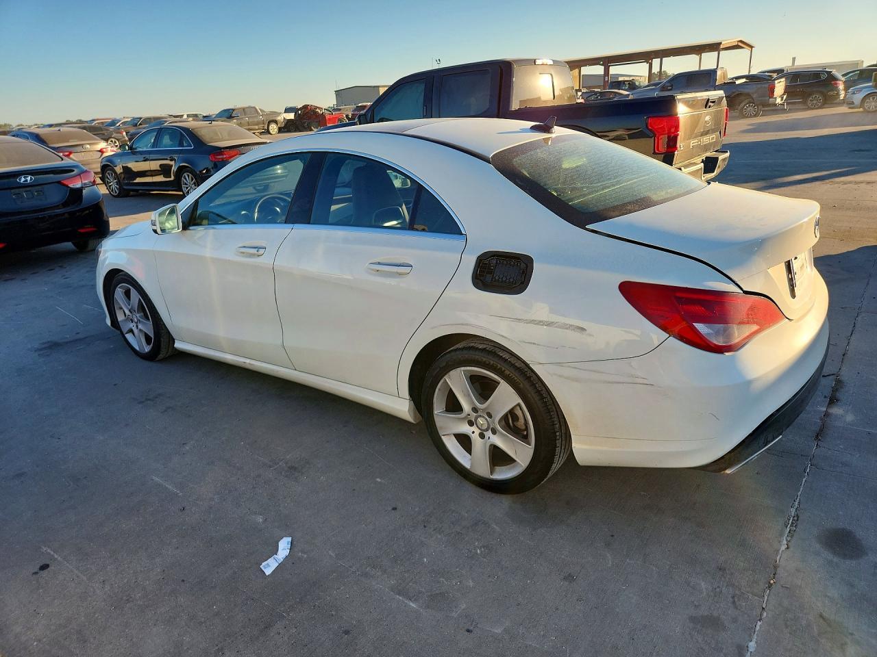 2018 Mercedes-Benz Cla 250 4Matic - Image 2