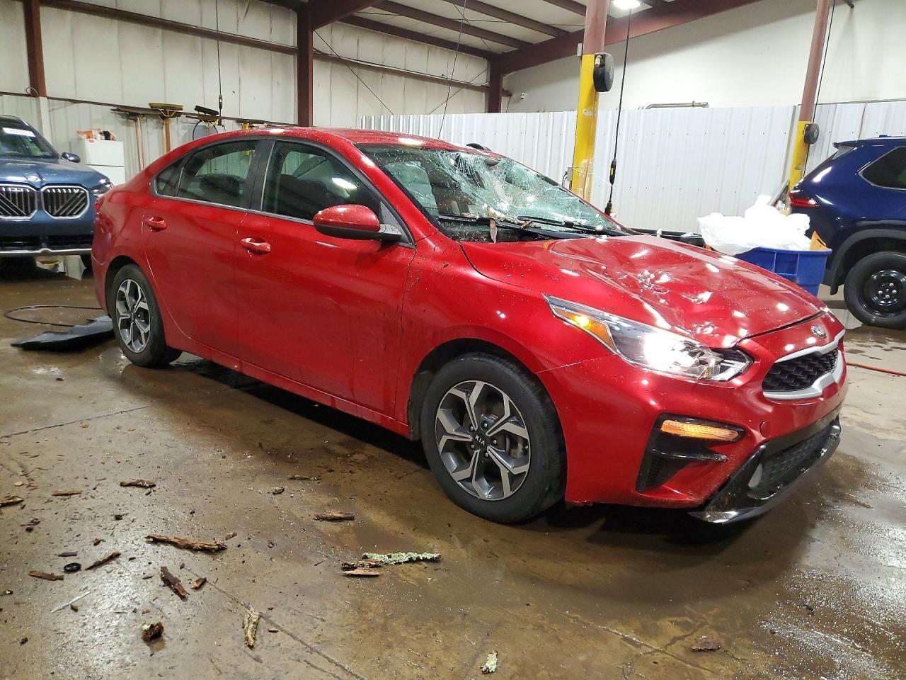 2019 Kia Forte Lxs - Фото 4