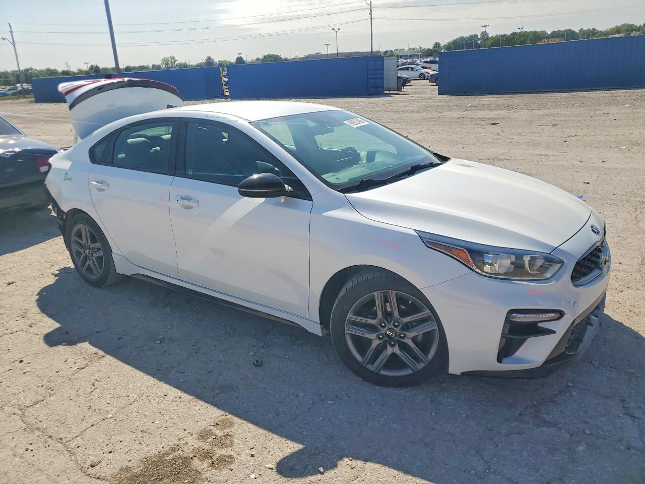 2021 Kia Forte Gt Line - Фото 4