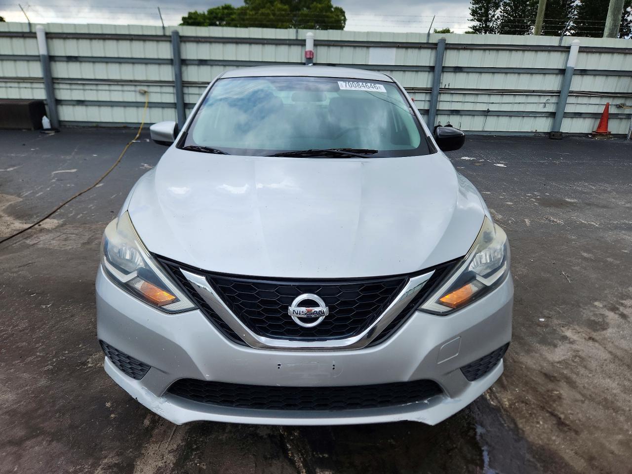 2016 Nissan Sentra S - Фото 5