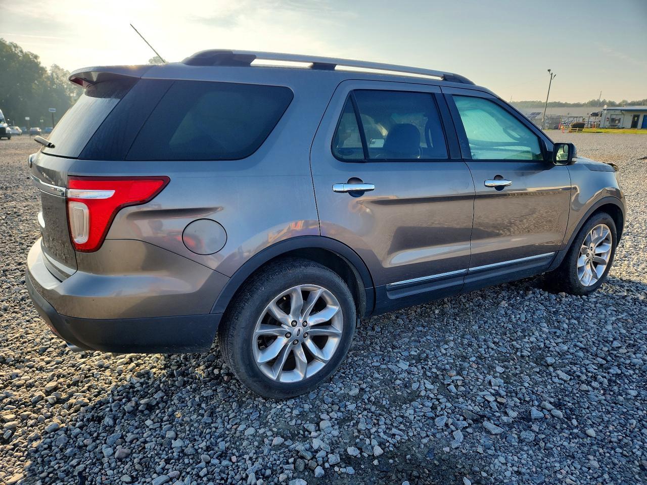 2012 Ford Explorer Xlt - Фото 3