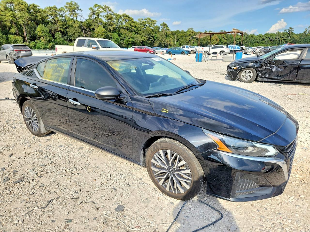 2025 Nissan Altima Sv - Image 4