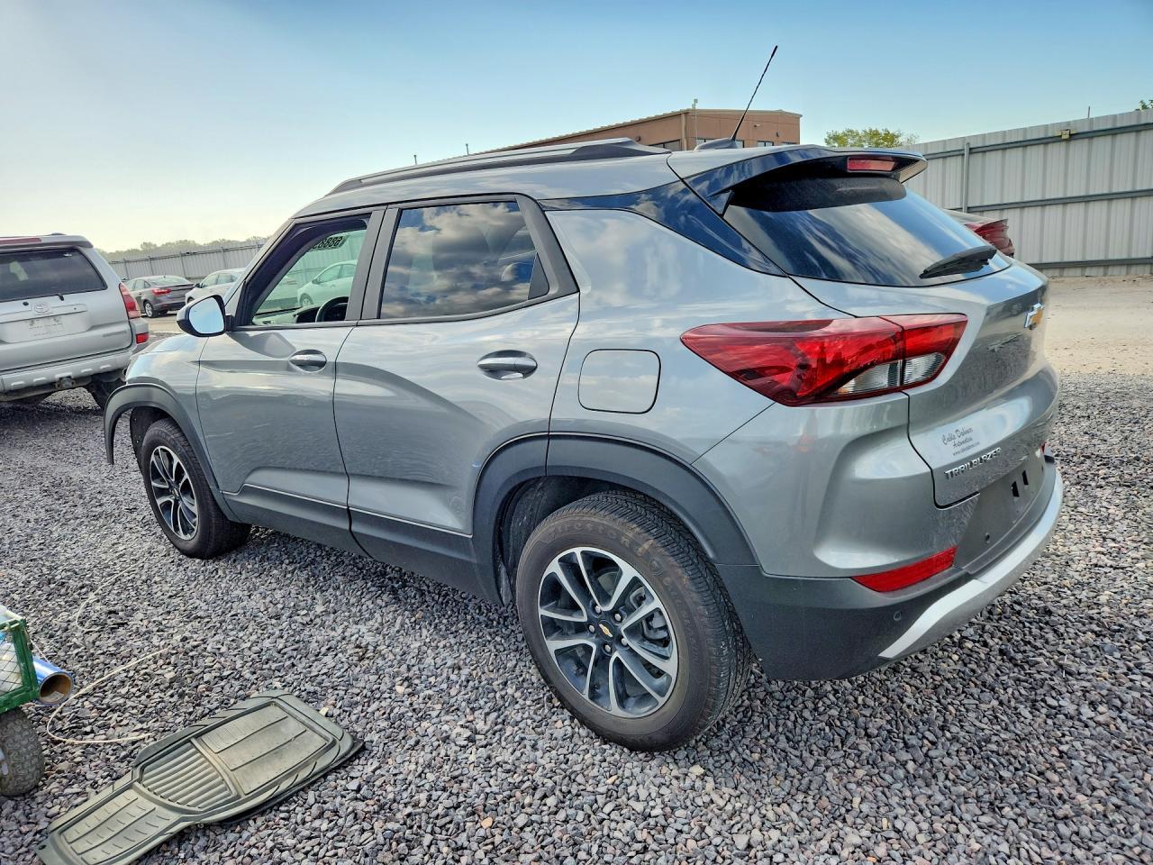 2024 Chevrolet Trailblazer Lt - Image 2