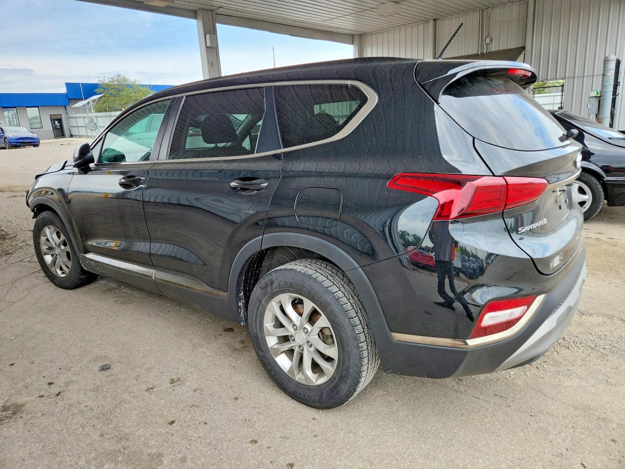 2019 Hyundai Santa Fe Se - Фото 2