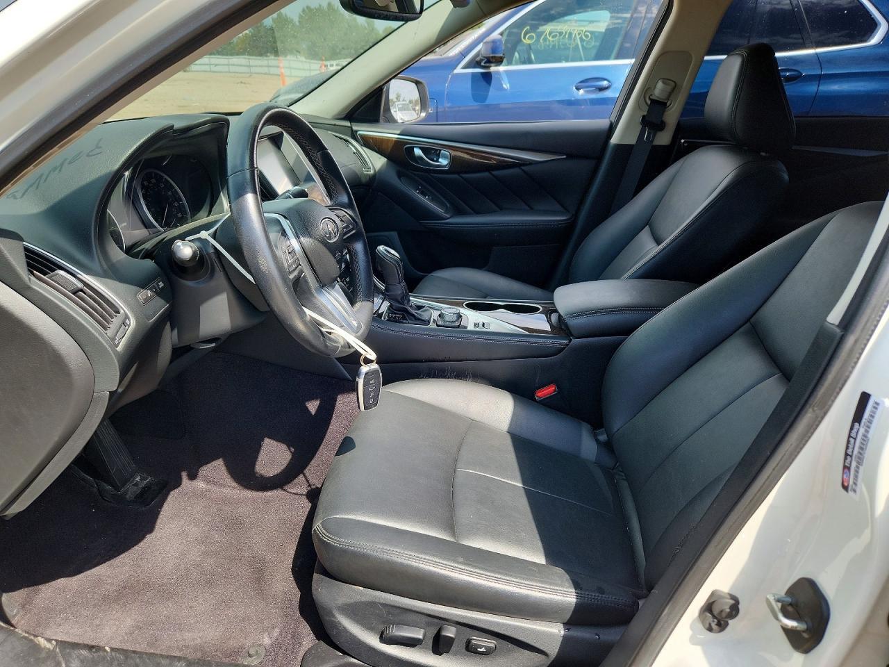 2018 Infiniti Q50 2.0T Luxe - Image 7