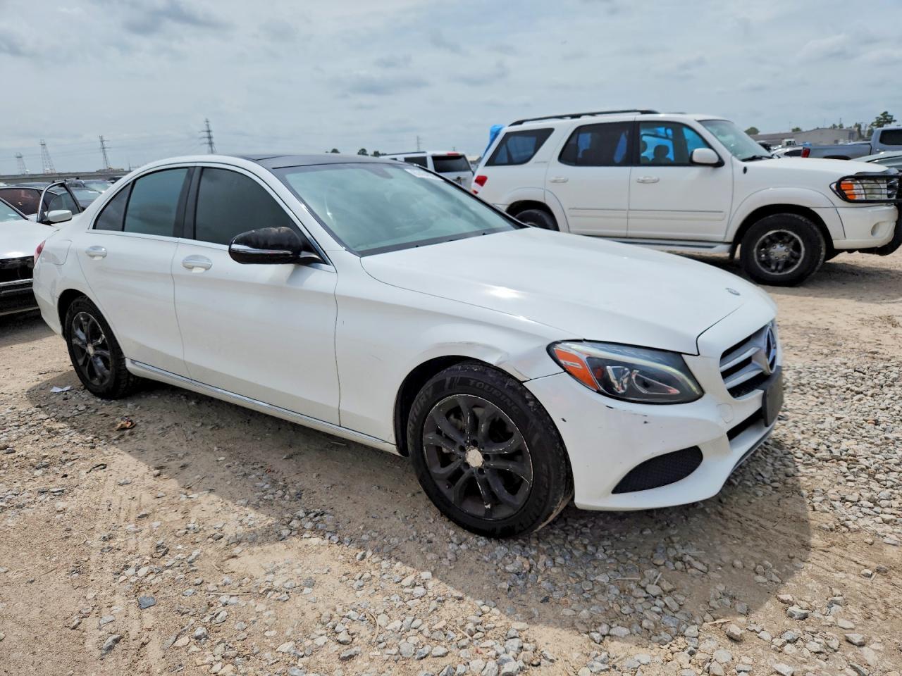 2015 Mercedes-Benz C 300 4Matic - Фото 4