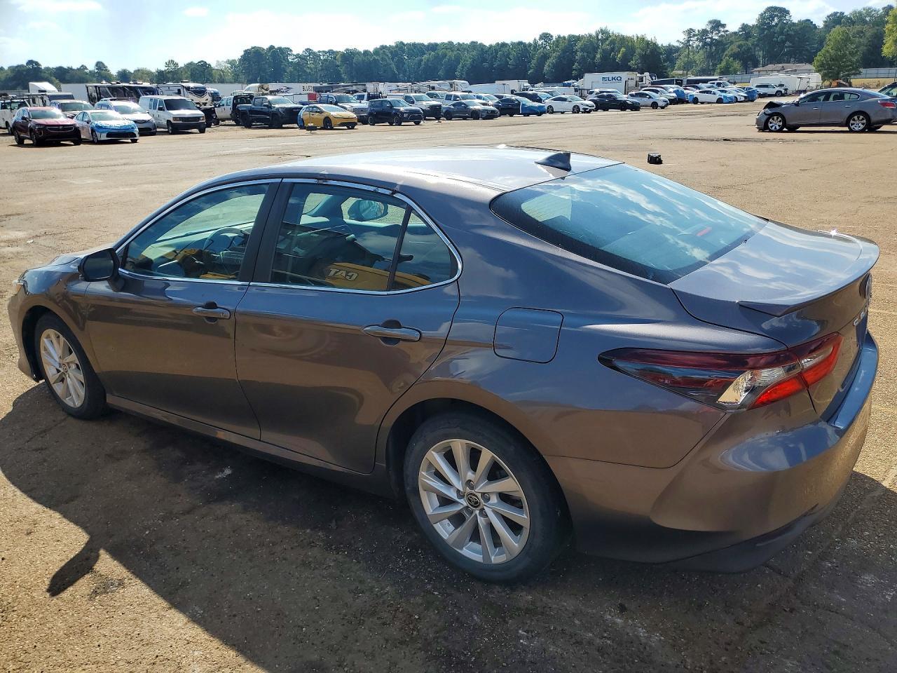 2023 Toyota Camry Le - Image 2