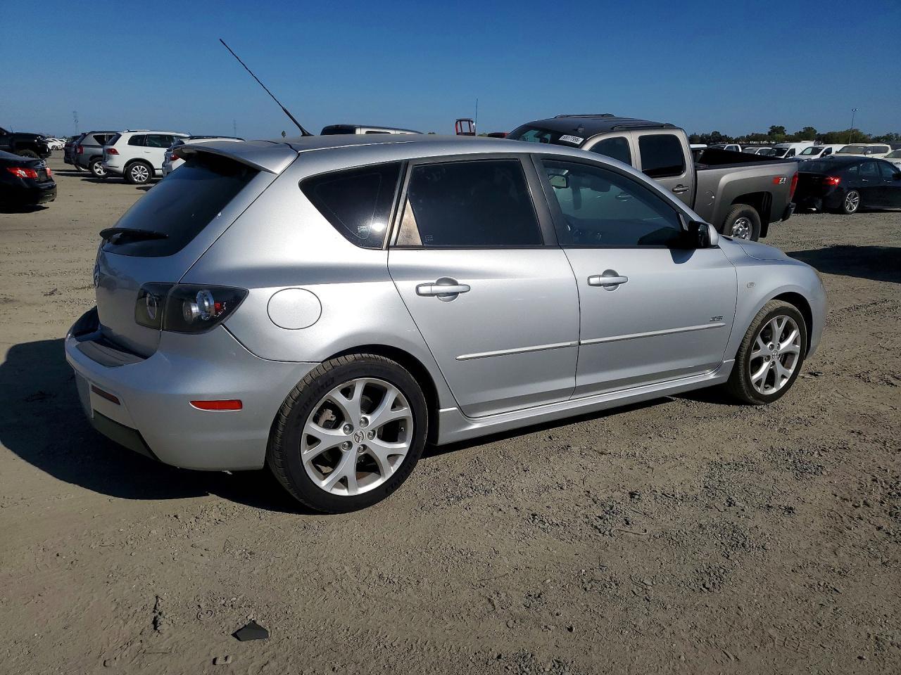 2008 Mazda 3 Hatchback - Фото 3