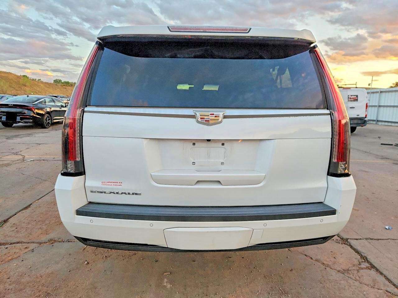 2016 Cadillac Escalade Esv Luxury - Фото 6