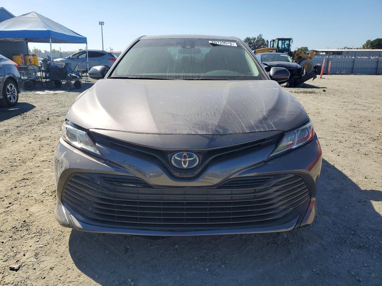 2020 Toyota Camry Le - Фото 5