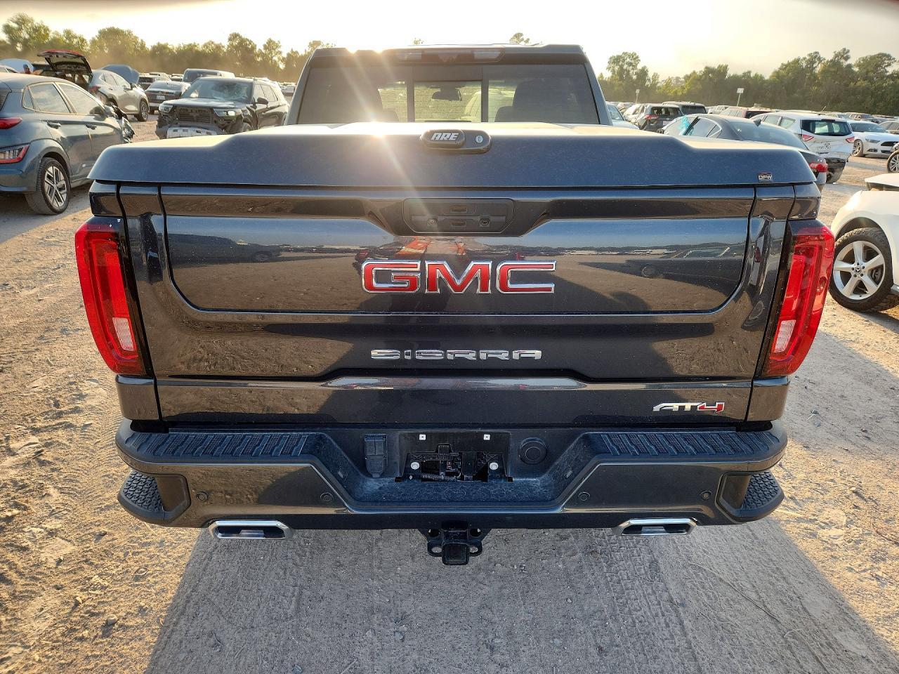 2021 GMC Sierra K1500 At4 - Фото 6