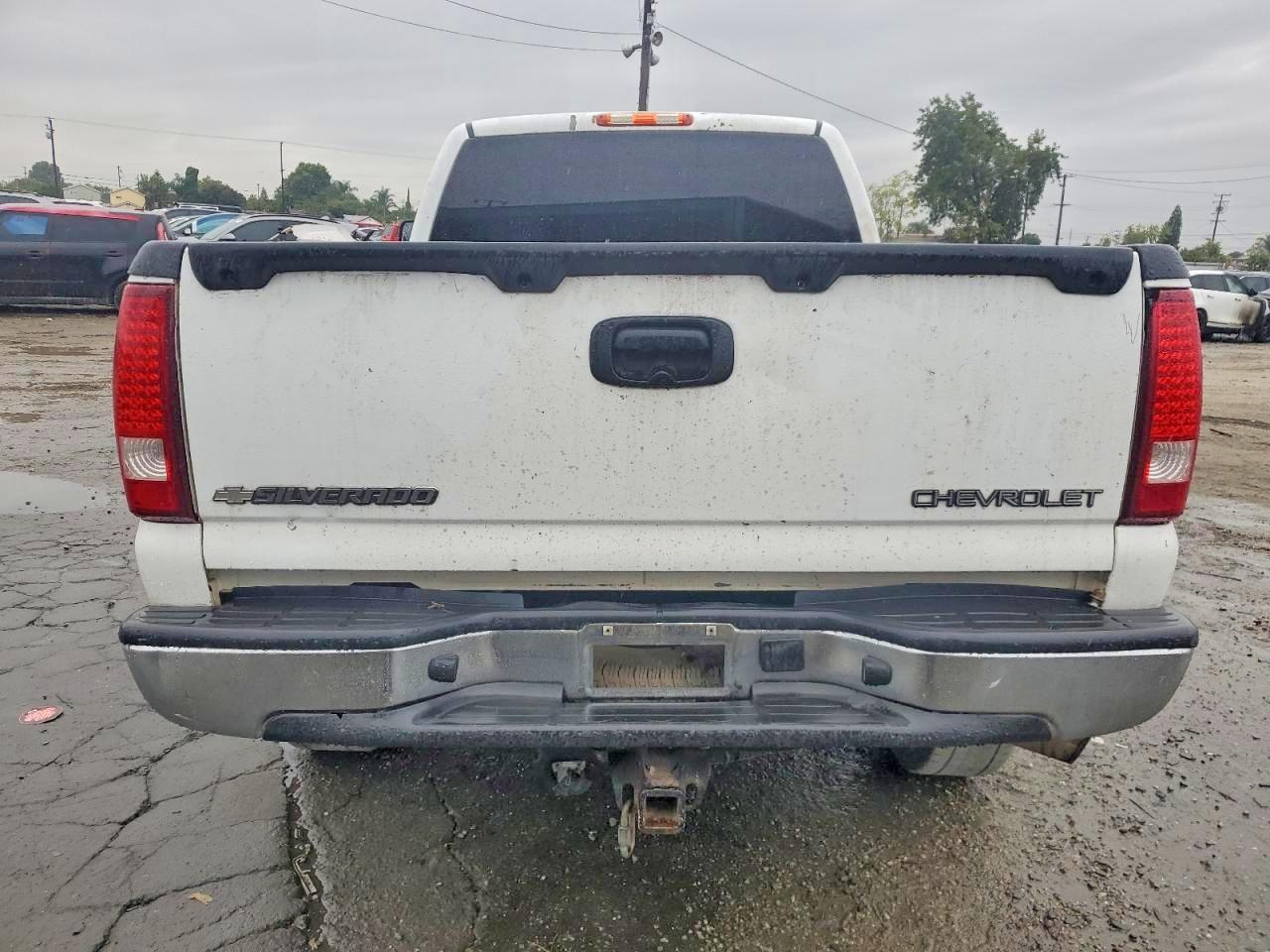 2004 Chevrolet Silverado K2500 Heavy Duty - Фото 6