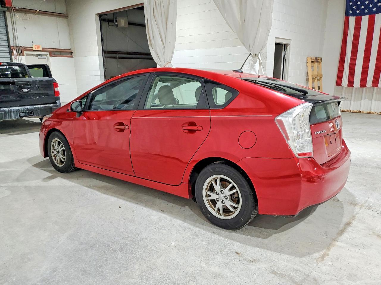 2010 Toyota Prius Iv - Image 2