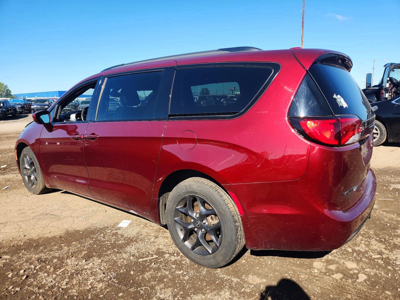 2019 Chrysler Pacifica Touring L Plus - Image 2
