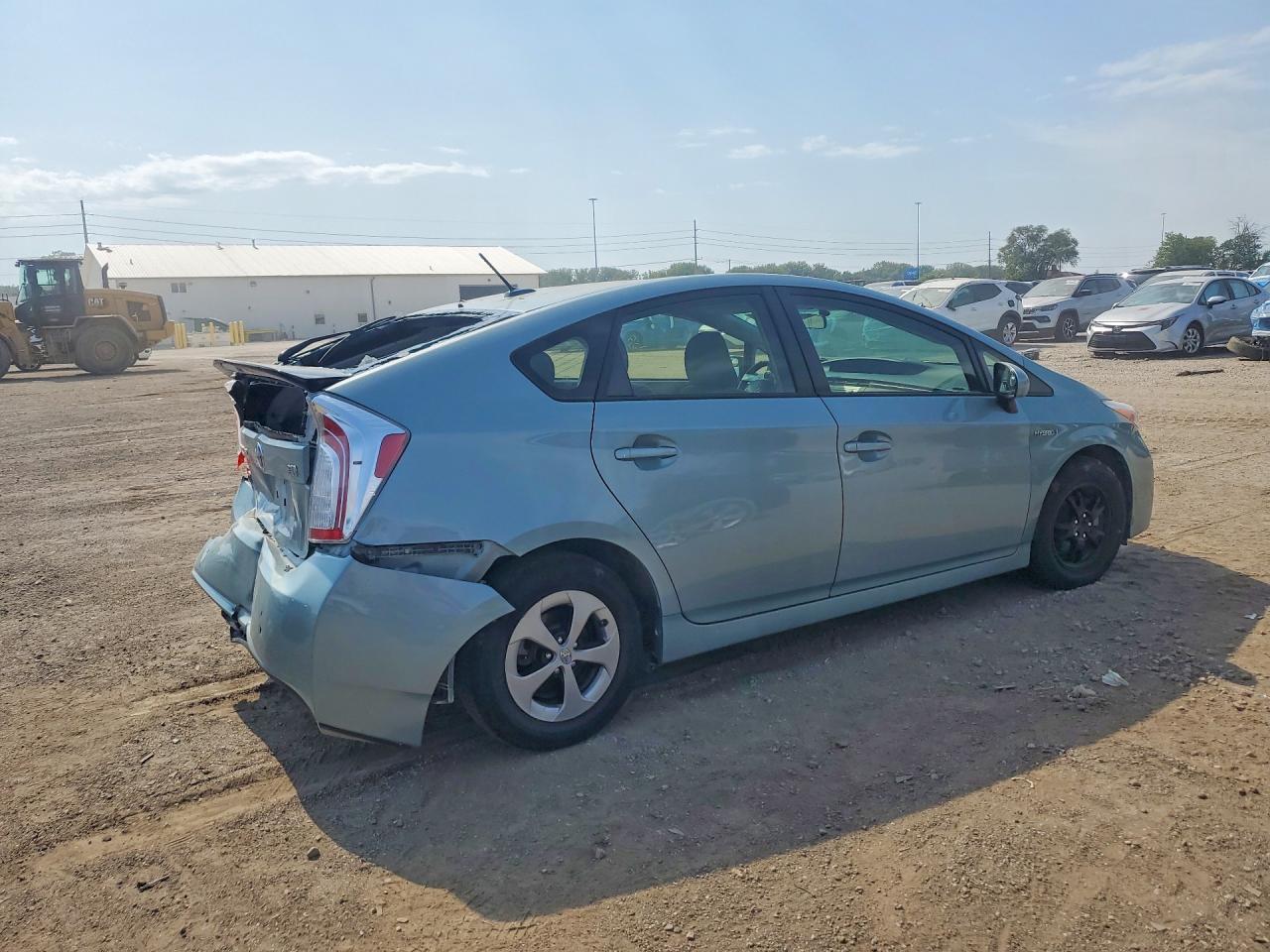 2012 Toyota Prius Three - Image 3