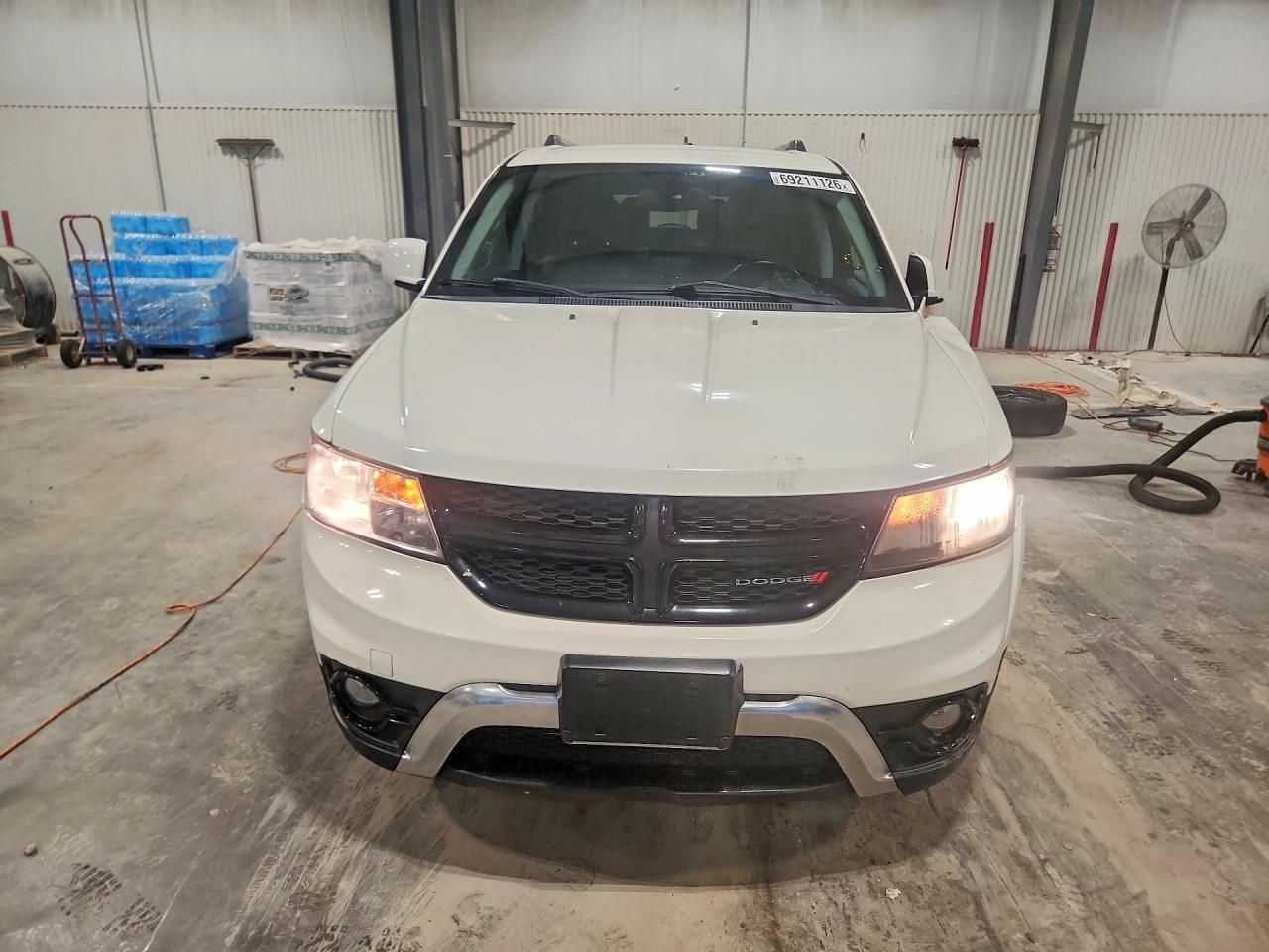 2018 Dodge Journey Crossroad - Image 5