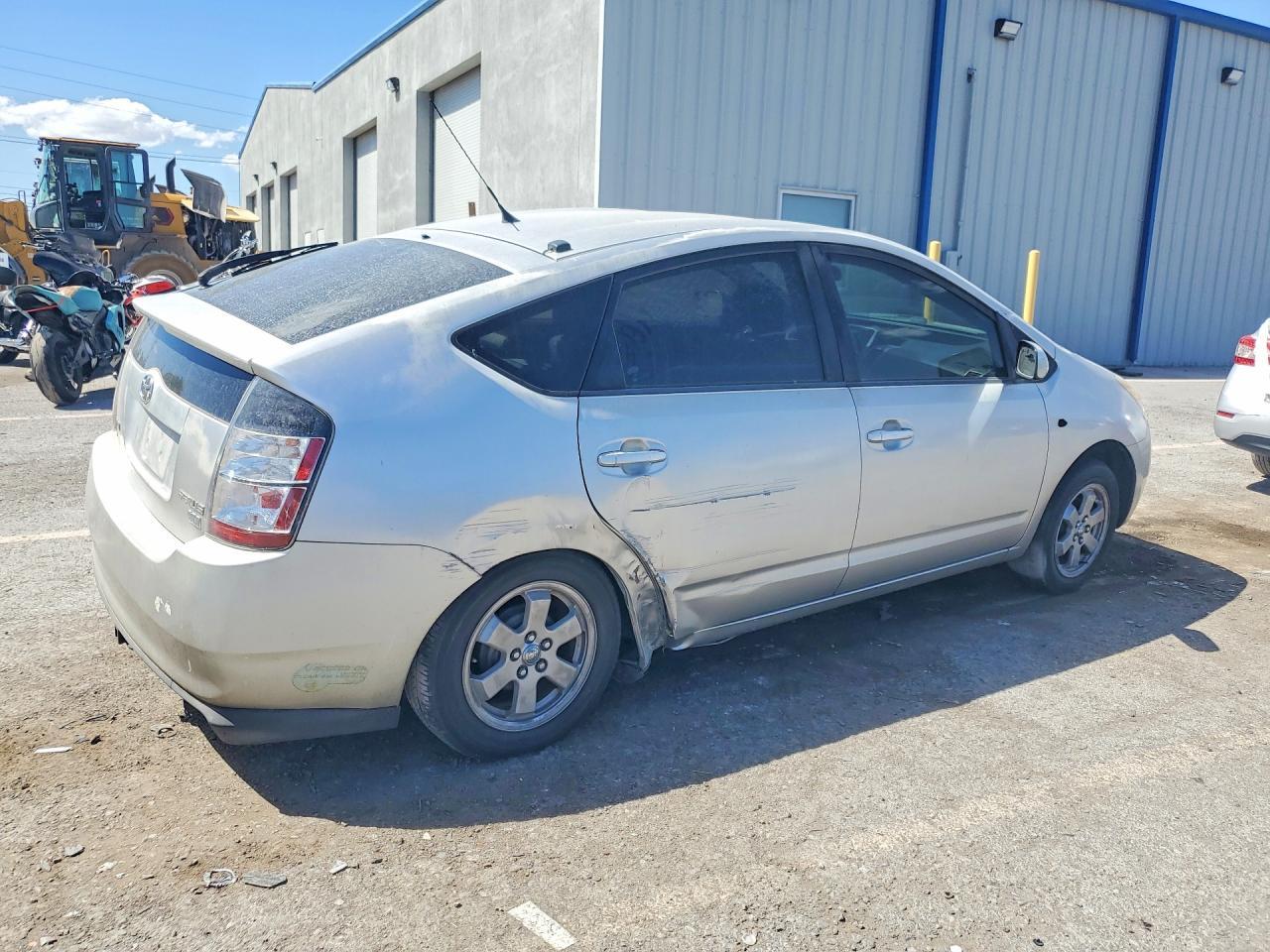 2005 Toyota Prius Base - Фото 3