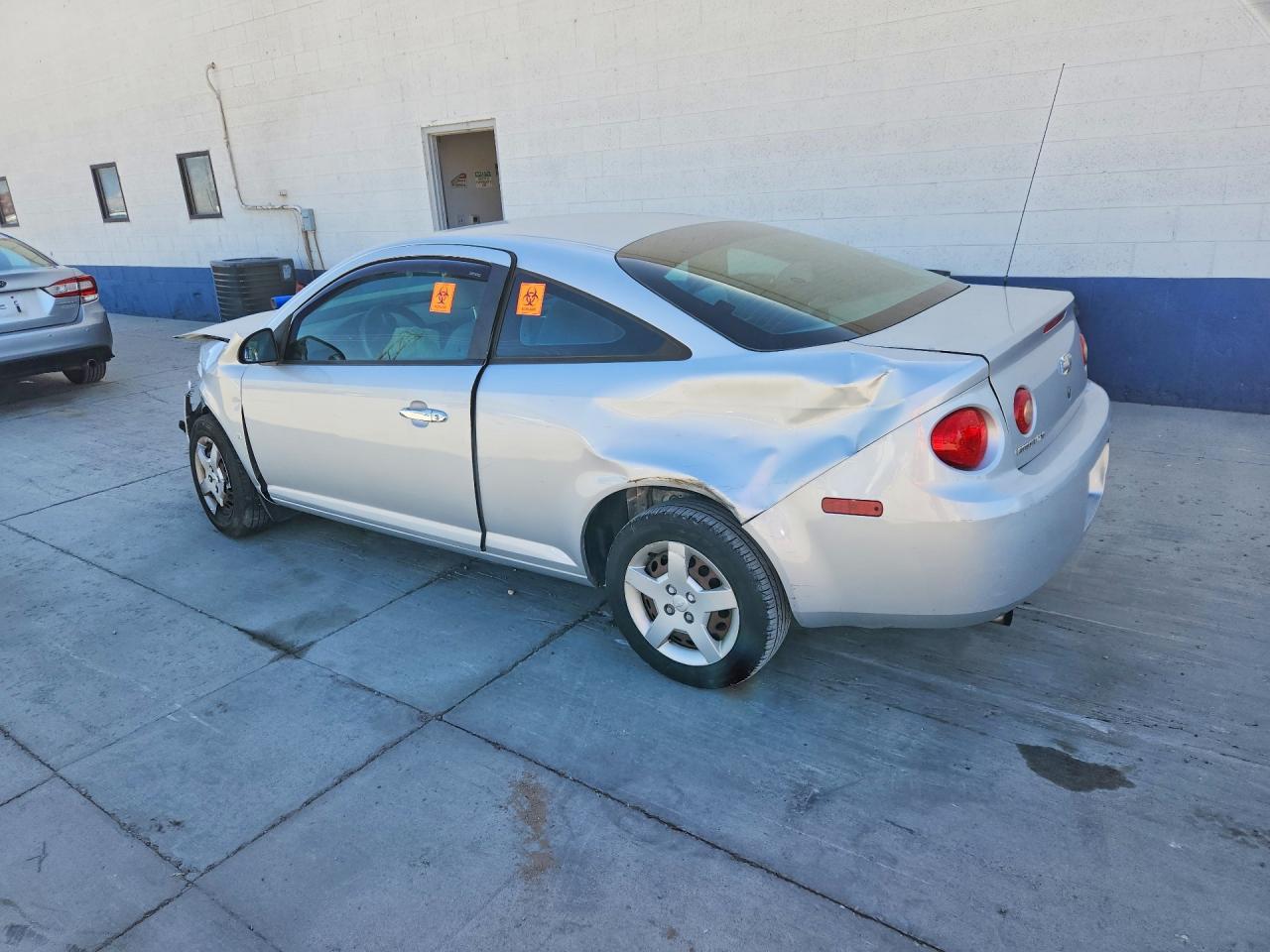 2007 Chevrolet Cobalt Ls - Image 2