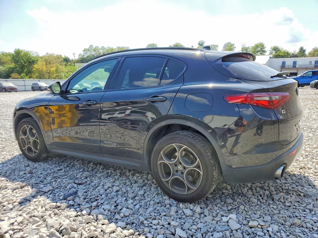 2018 Alfa Romeo Stelvio Sport - Фото 2