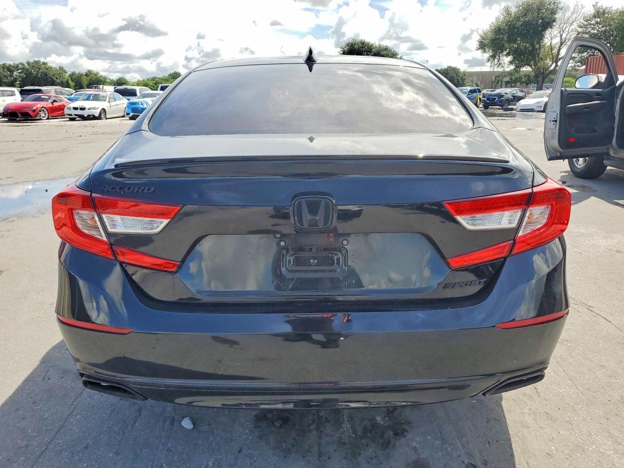 2019 Honda Accord Sport - Image 6