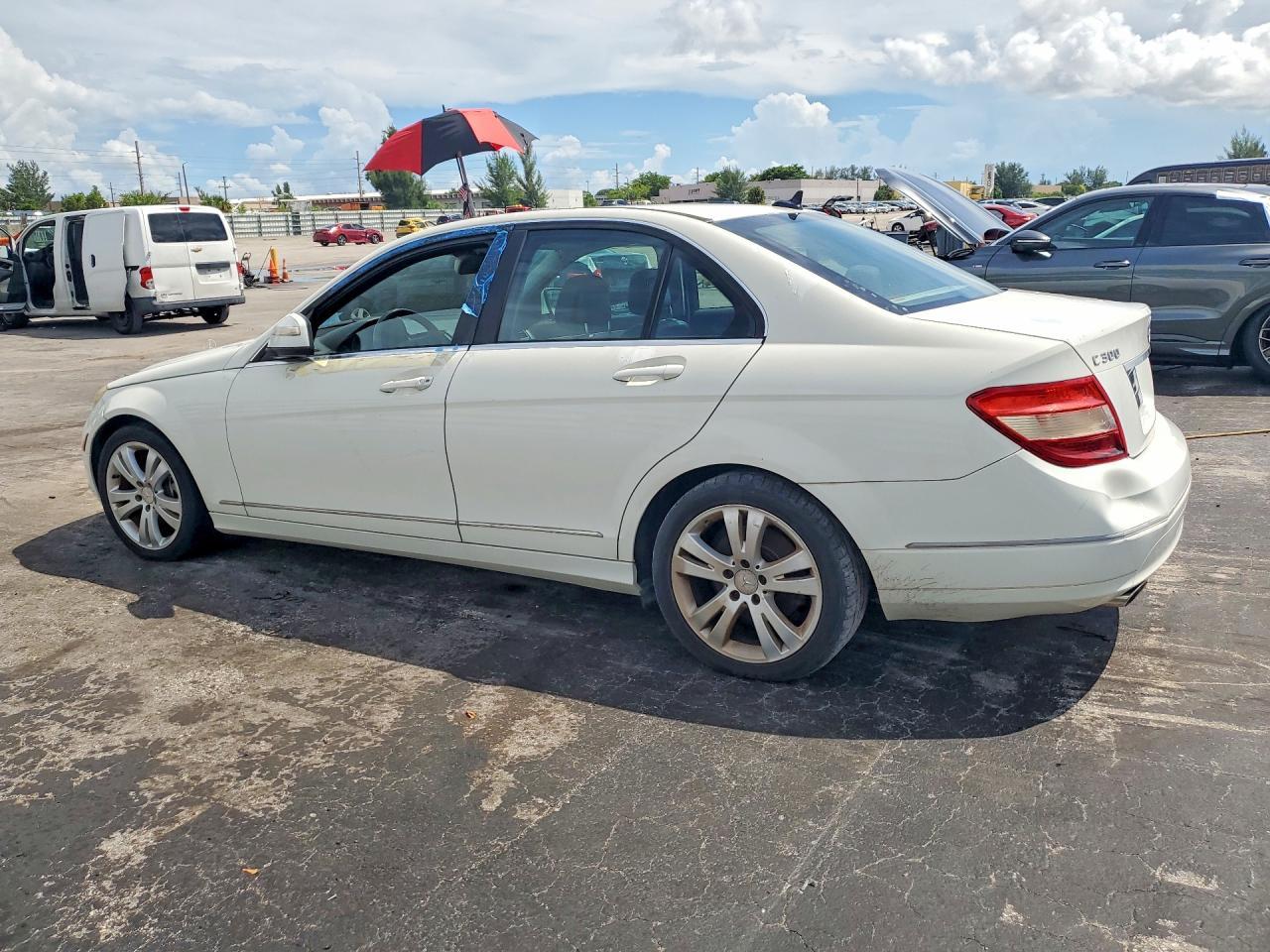 2008 Mercedes-Benz C 300 - Фото 2