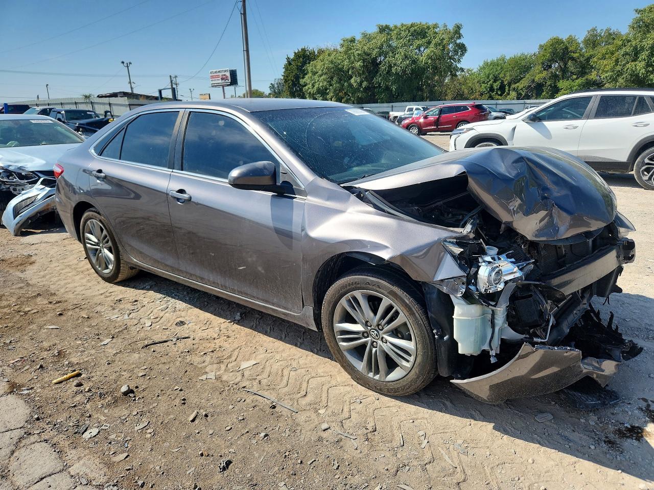 2017 Toyota Camry Se - Фото 4
