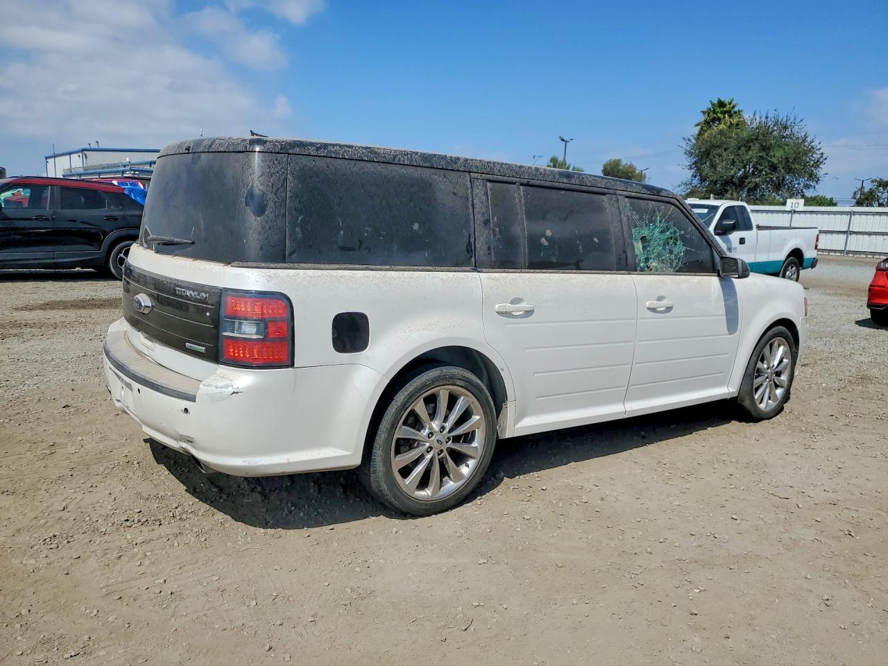 2012 Ford Flex Limited - Image 3