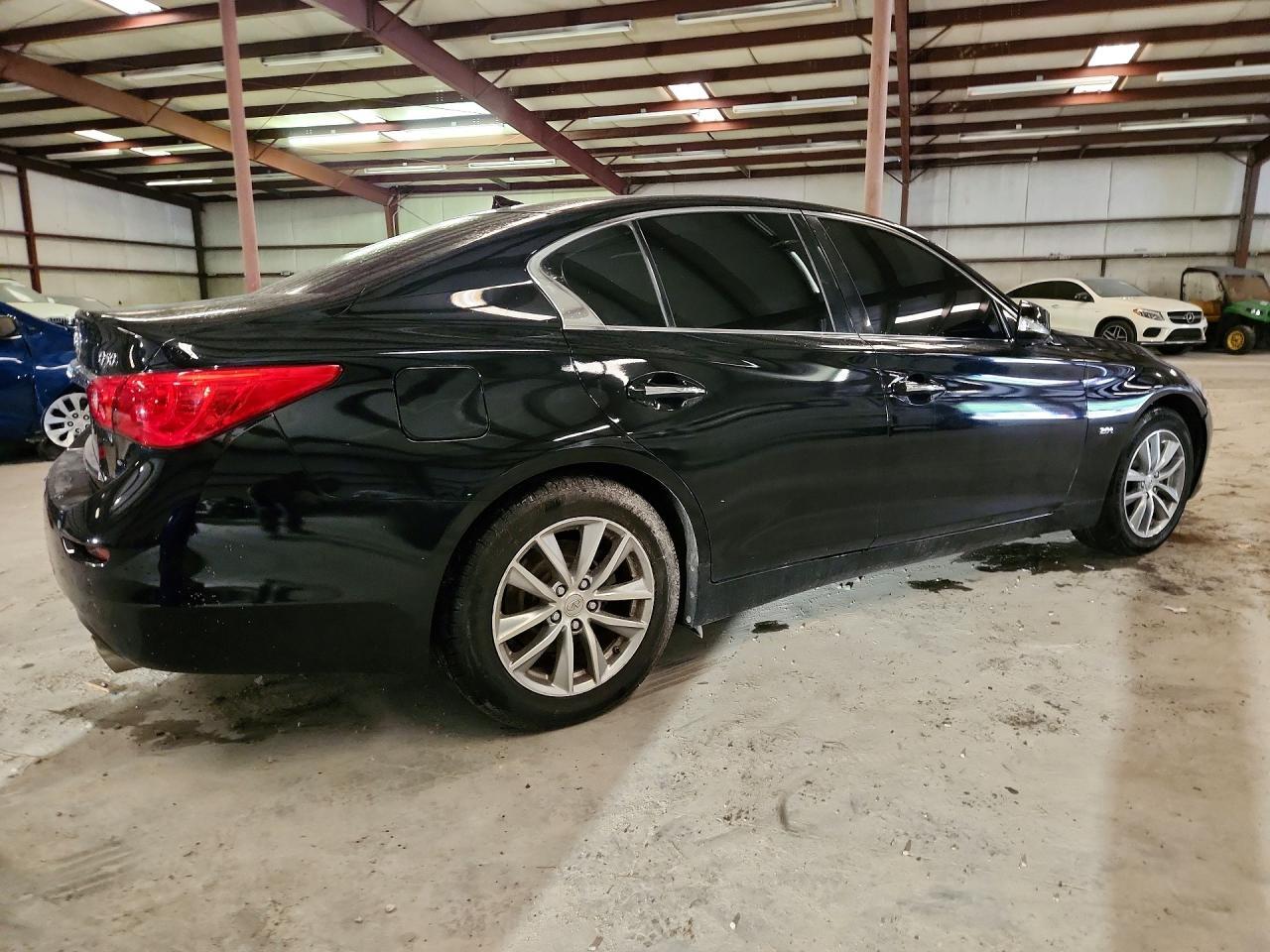 2017 Infiniti Q50 2.0T - Image 3