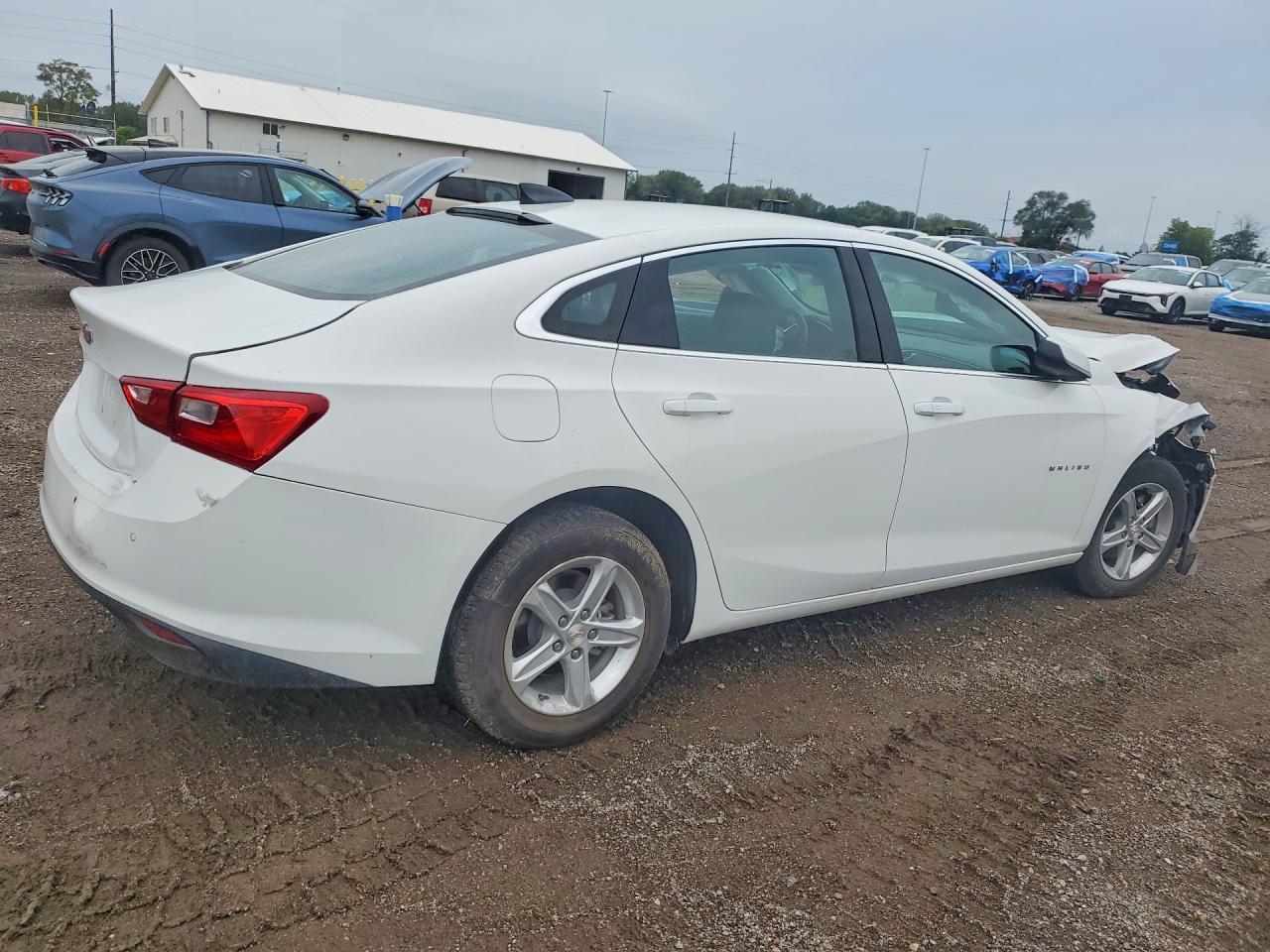 2024 Chevrolet Malibu Ls - Image 3