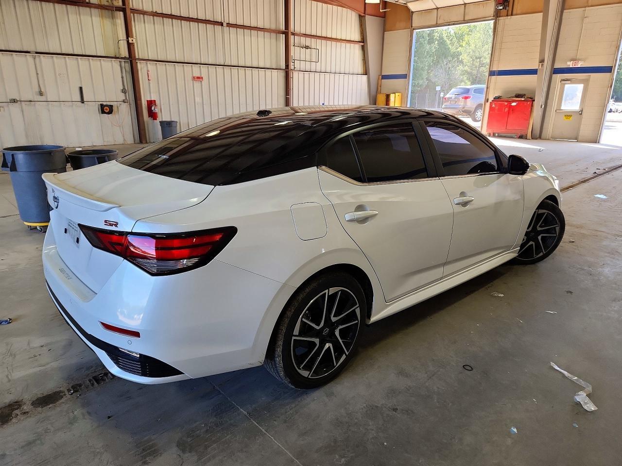 2024 Nissan Sentra Sr - Image 3
