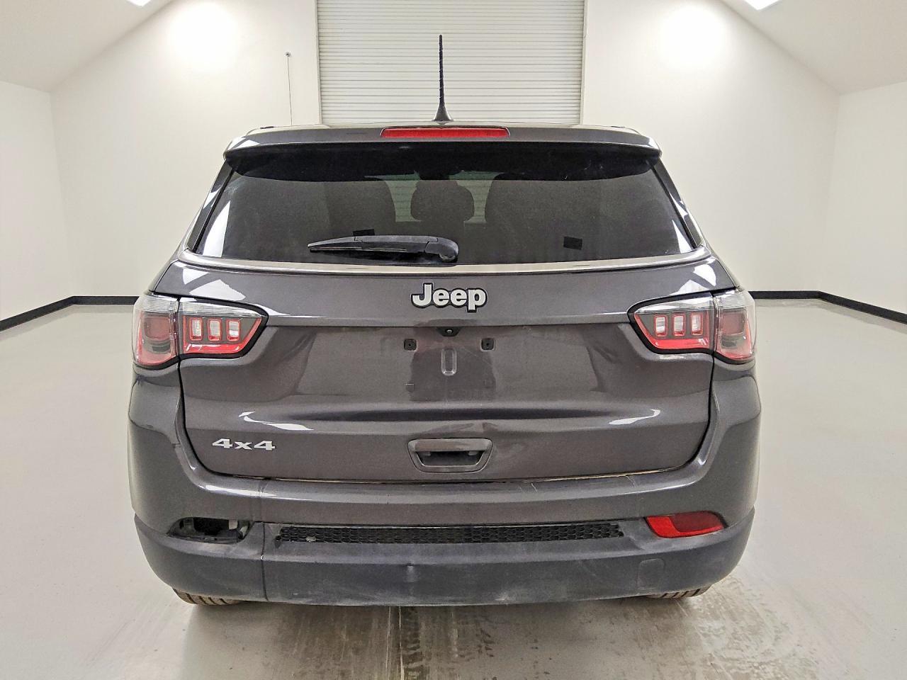 2024 Jeep Compass Sport - Фото 6