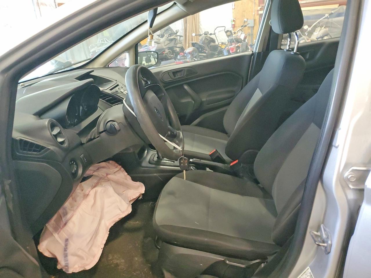 2018 Ford Fiesta S - Image 7