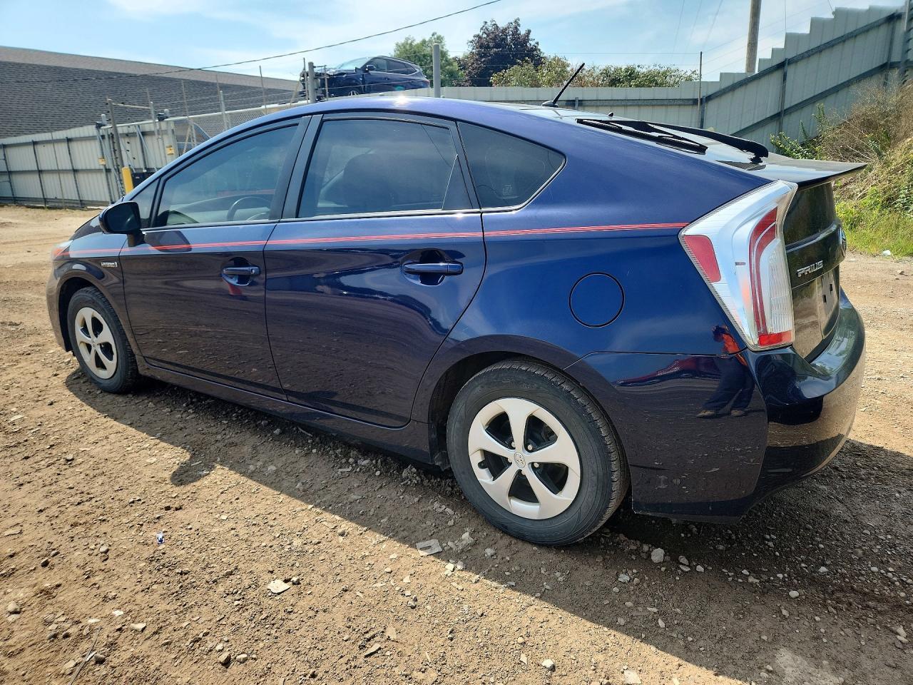 2014 Toyota Prius - Image 2