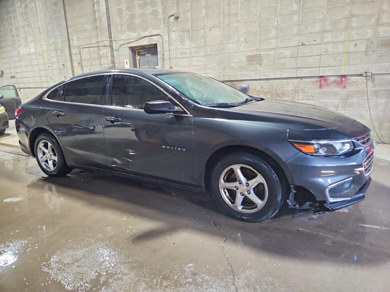 2017 Chevrolet Malibu Ls - Фото 4
