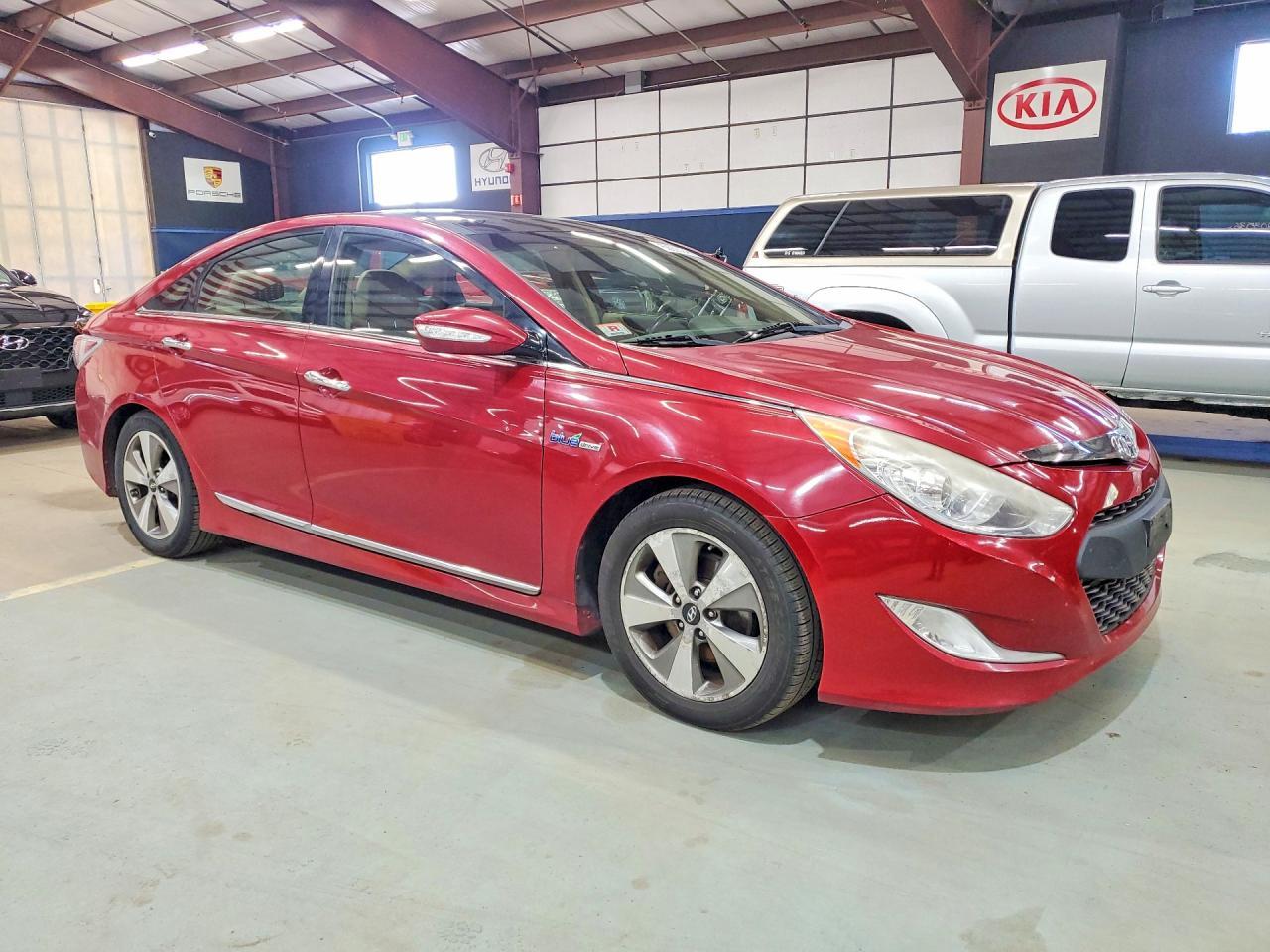 2011 Hyundai Sonata Hybrid - Фото 4