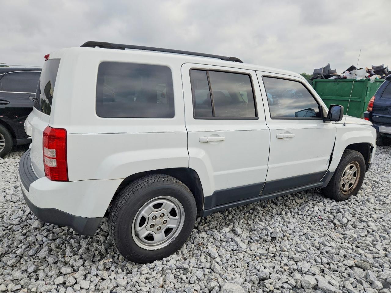 2015 Jeep Patriot Sport - Фото 3