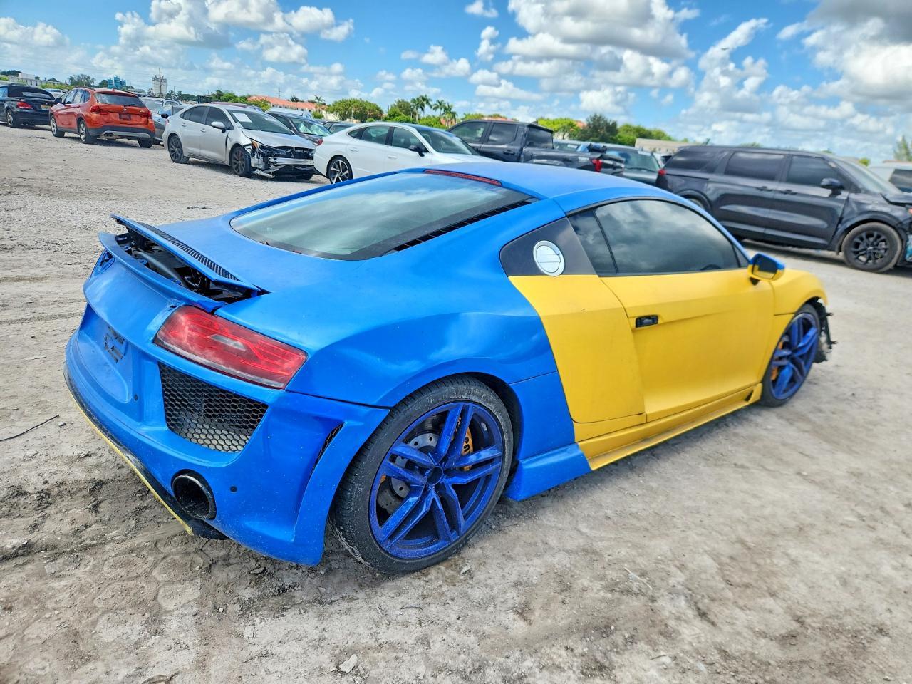 2014 Audi R8 4.2 Quattro - Фото 3