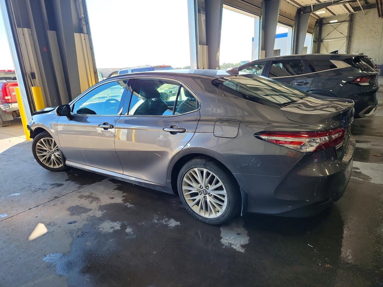 2020 Toyota Camry Xle - Фото 2