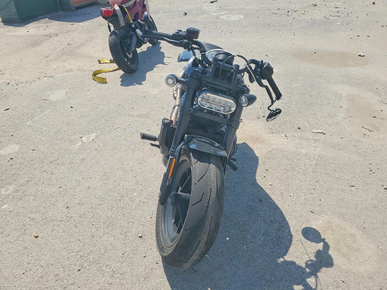 2025 Harley-Davidson Rh1250 S - Фото 2