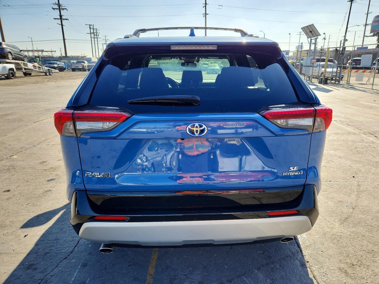 2022 Toyota Rav4 Se - Фото 6