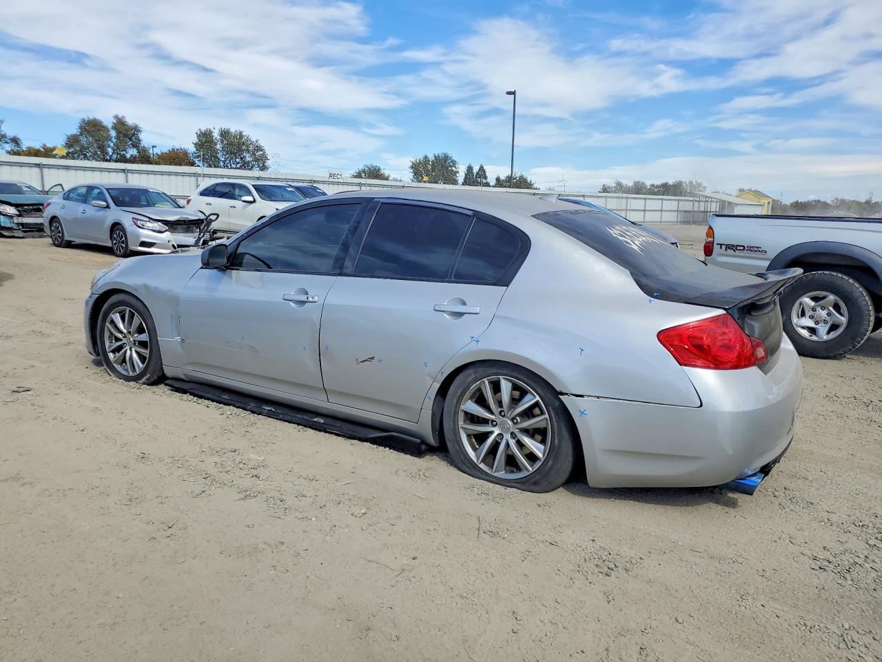 2013 Infiniti G37 Sedan X - Image 2