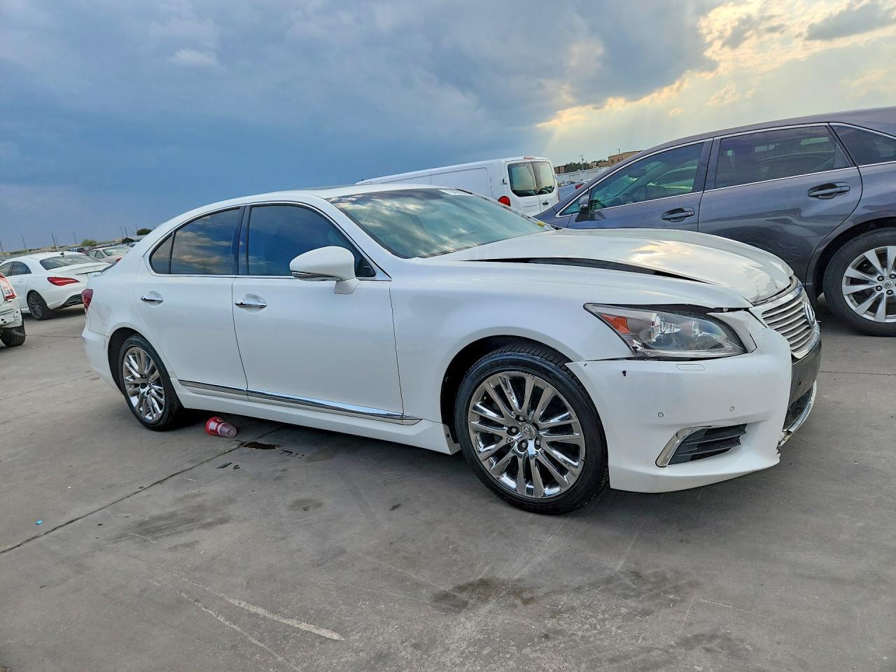 2014 Lexus Ls 460 Base - Image 4
