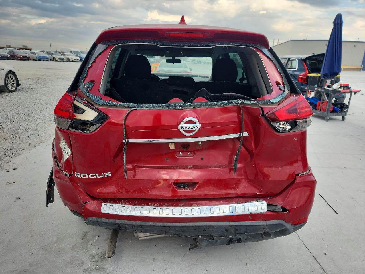 2017 Nissan Rogue S - Фото 6