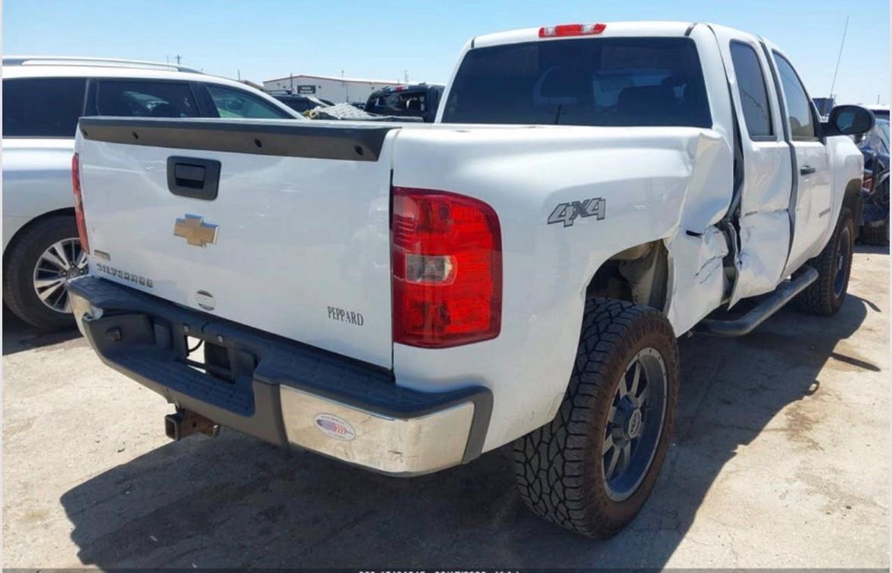 2011 Chevrolet Silverado K1500 - Фото 4