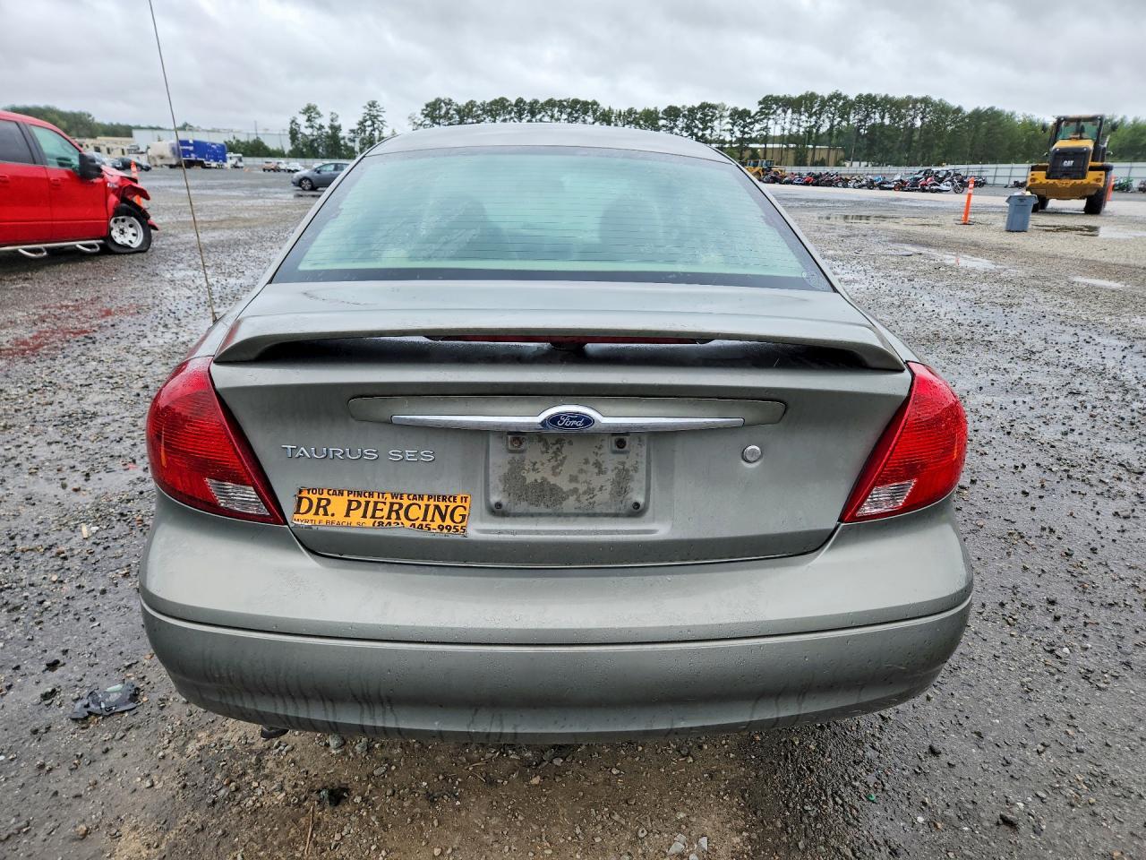 2003 Ford Tauras - Фото 6