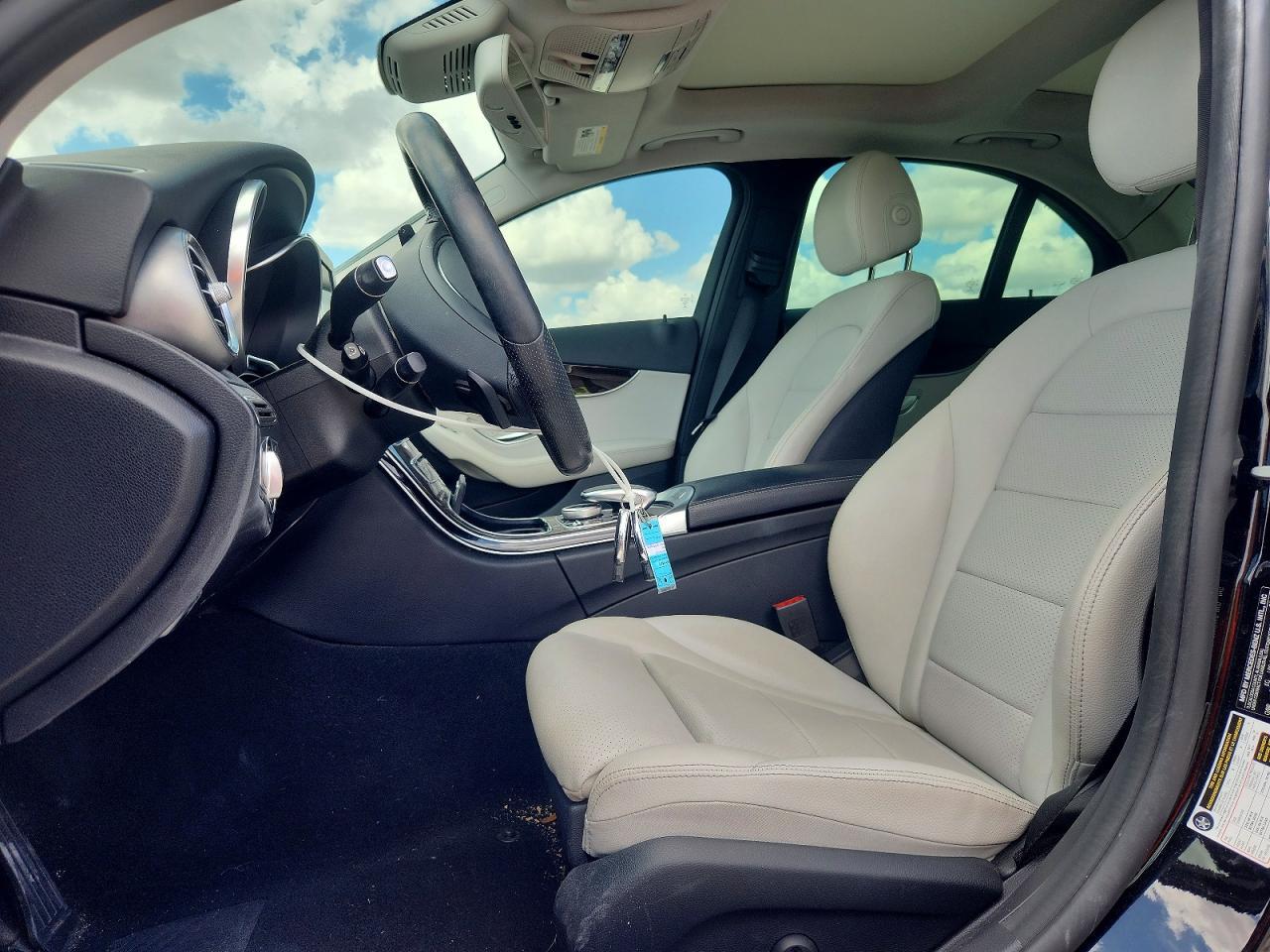2016 Mercedes-Benz C 300 - Image 7