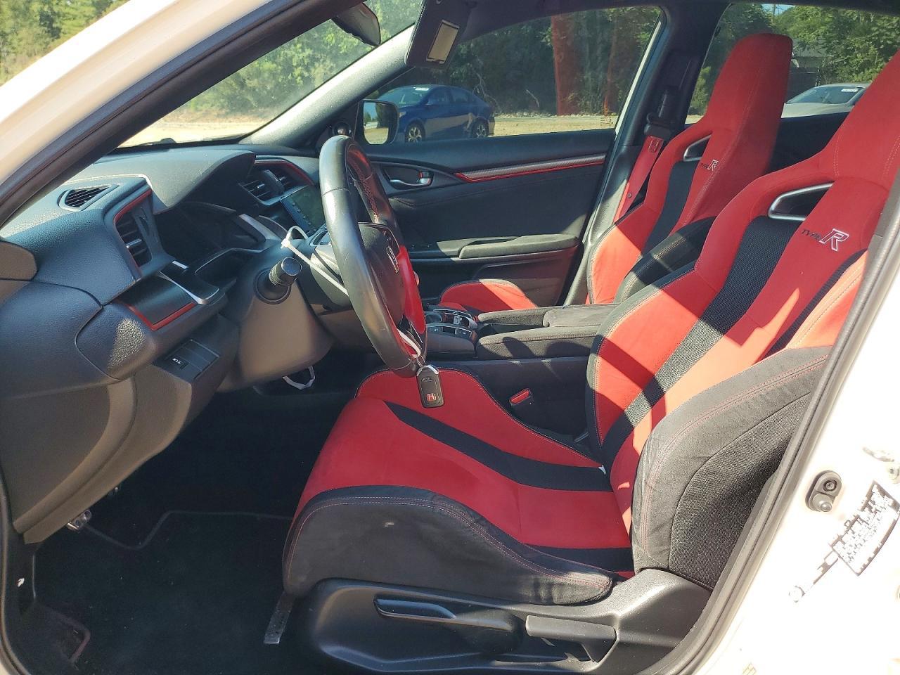 2019 Honda Civic Type-R Touring - Image 7